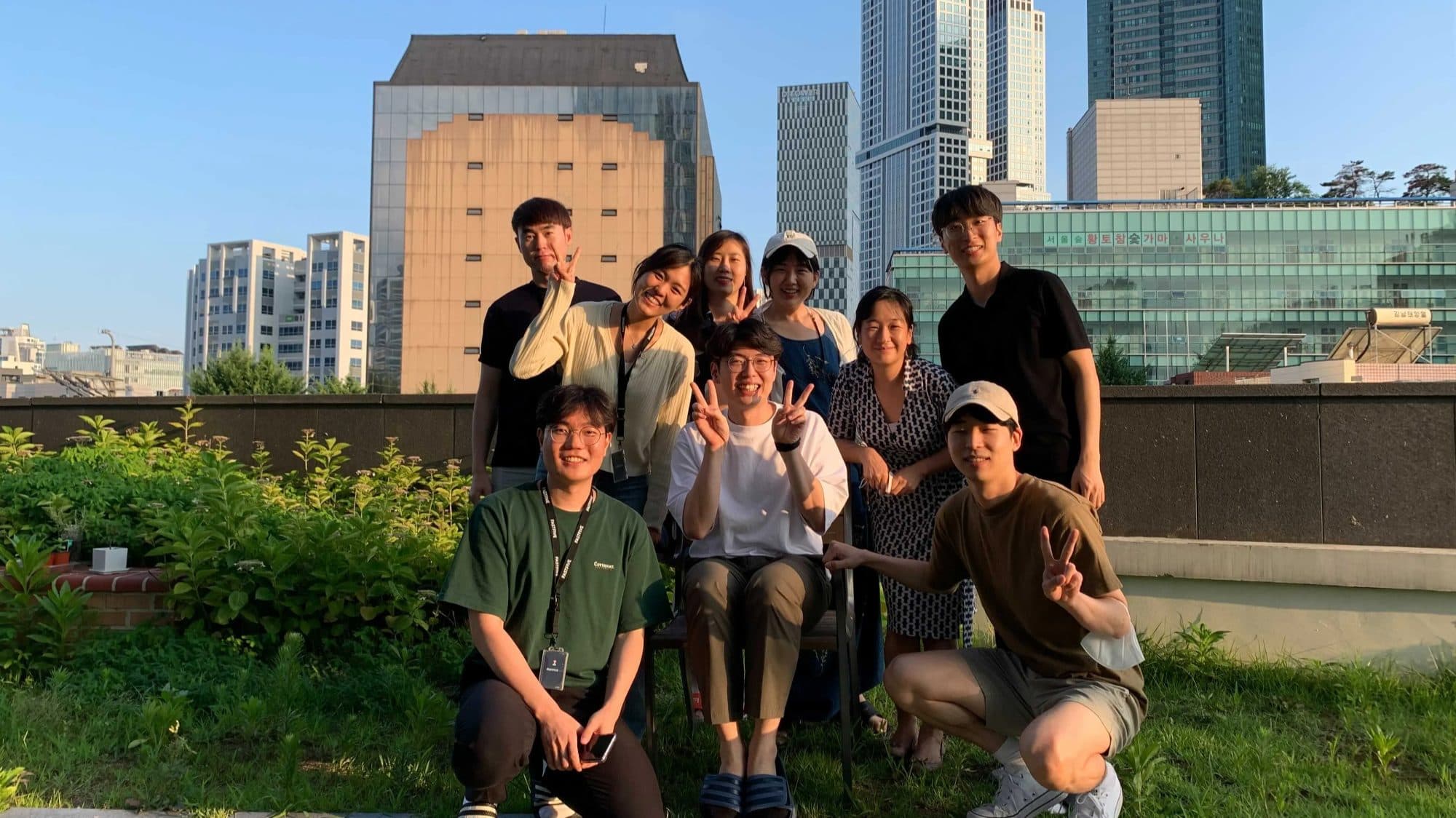 21년 5월, 첫 단체 사진